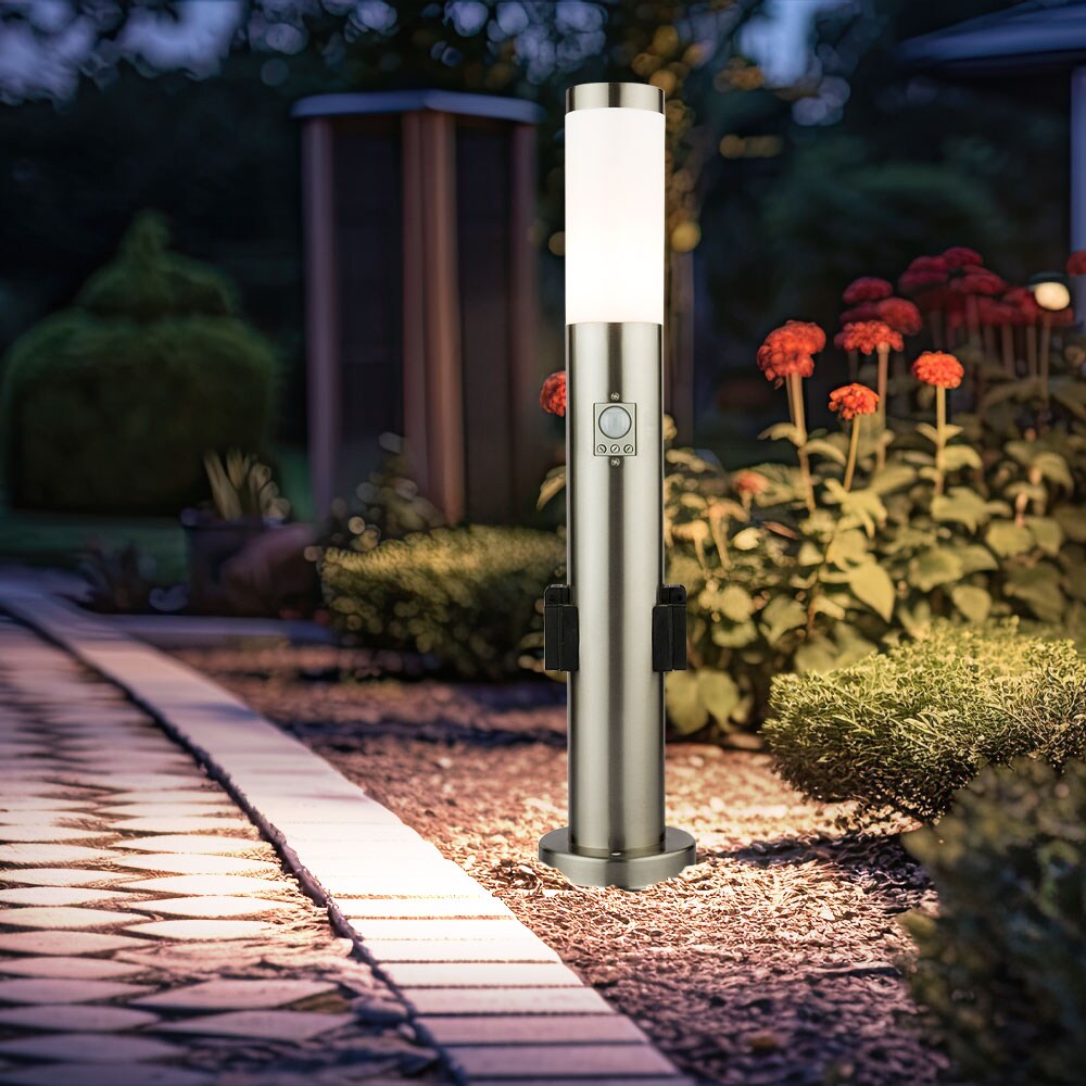 Stehlampe, 2x Steckdose, Bewegungsmelder, Erdspieß