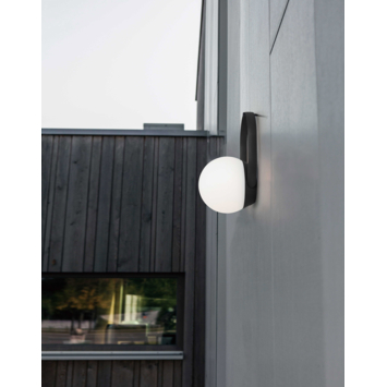Lutec Connect lantaarn Cardi, wit en gekleurd licht
