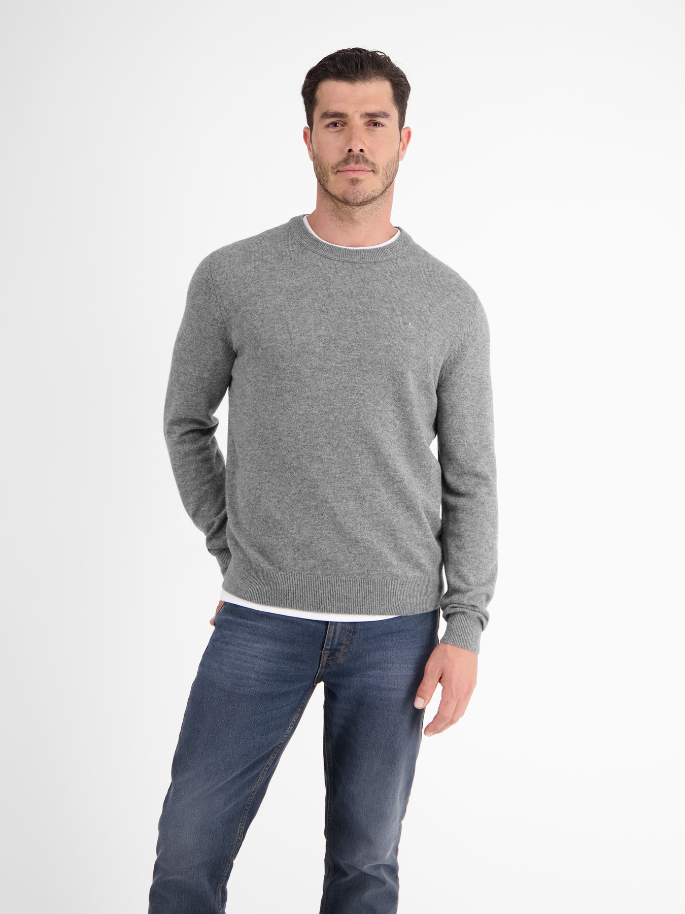 Strickpullover in weicher Schurwollqualität mit Kaschmiranteil