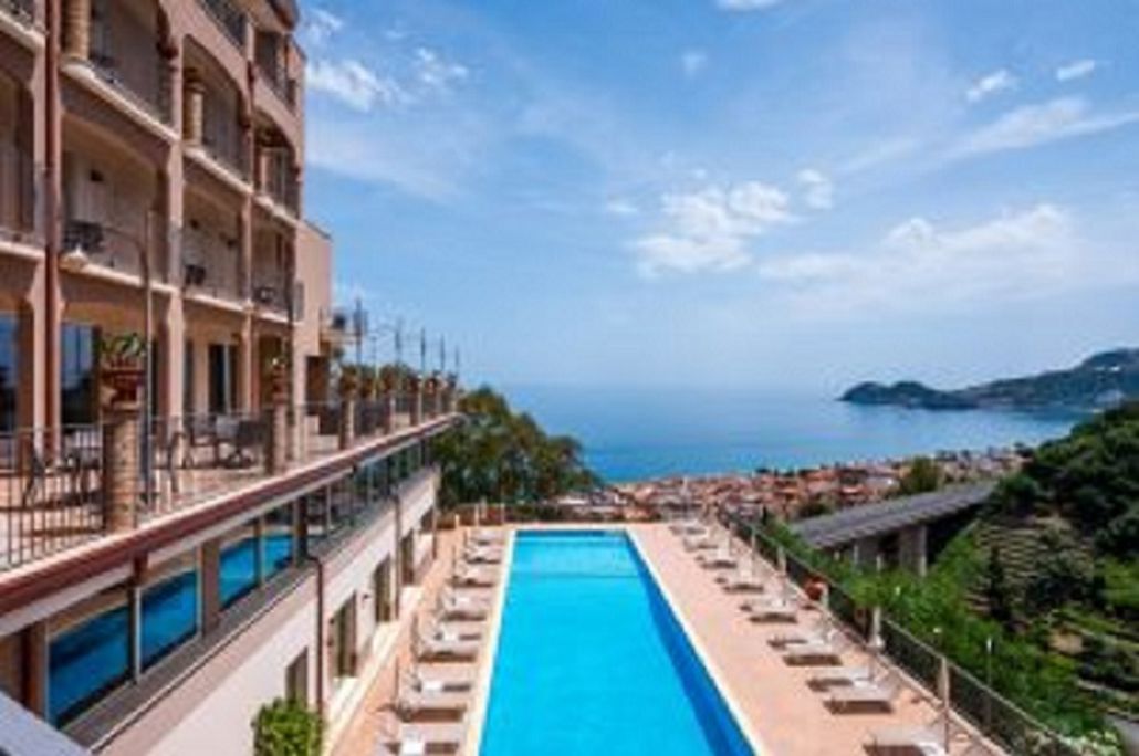 Antares Hotel Logies en ontbijt - Hotel