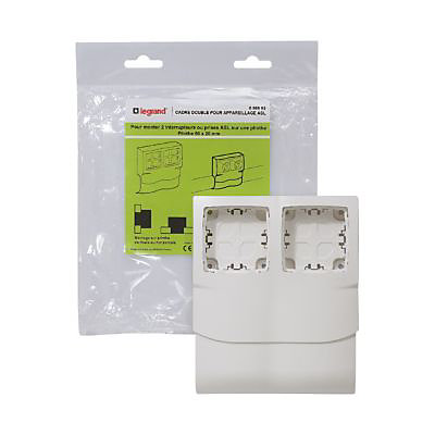 Cadre 2 postes appareillage saillie pour plinthe 80 x 20 mm Legrand