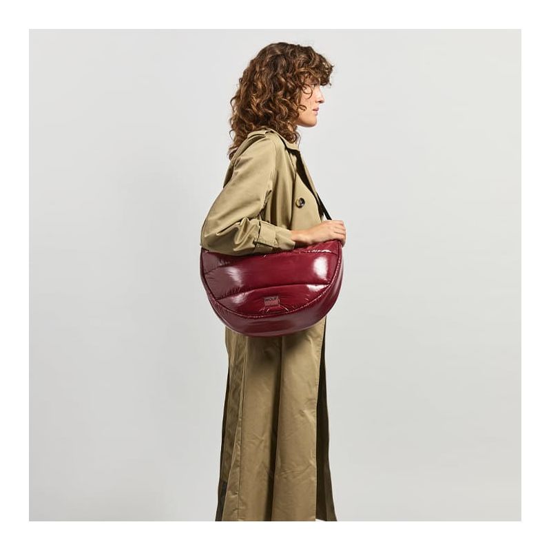 Sac bandoulière L 45 cm en matelassée Burgundy Glossy