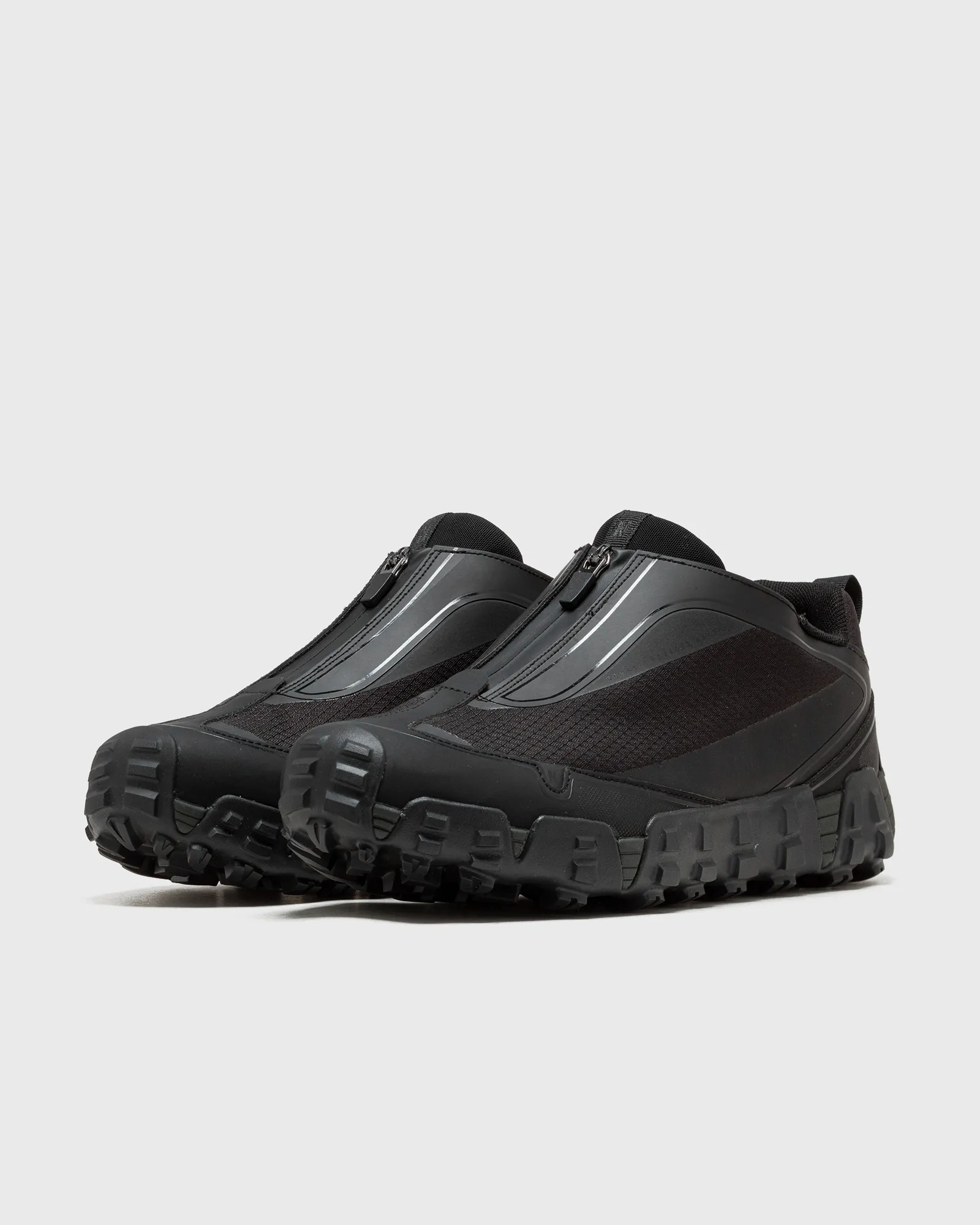 Norse Projects Zip Up Runner V04