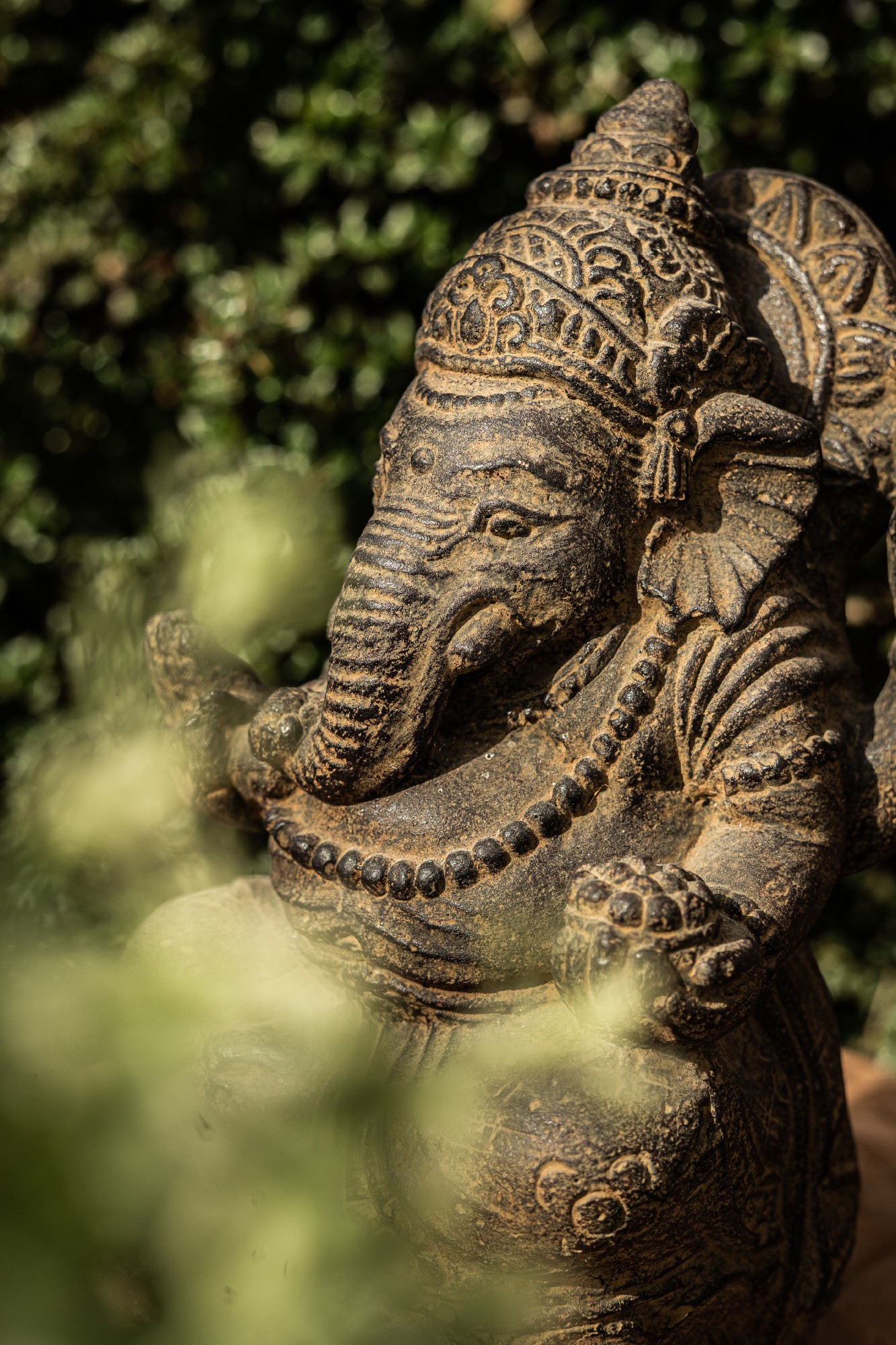 Zement-Statue 'Ganesha sitzend', H 25 cm, B 15 cm, L 12 cm günstig bestellen