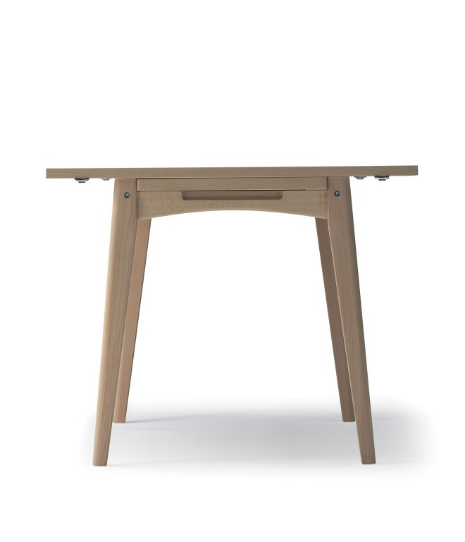 Carl Hansen & Son CH002 uitschuifbare tafel 188x90 gezeept beuken