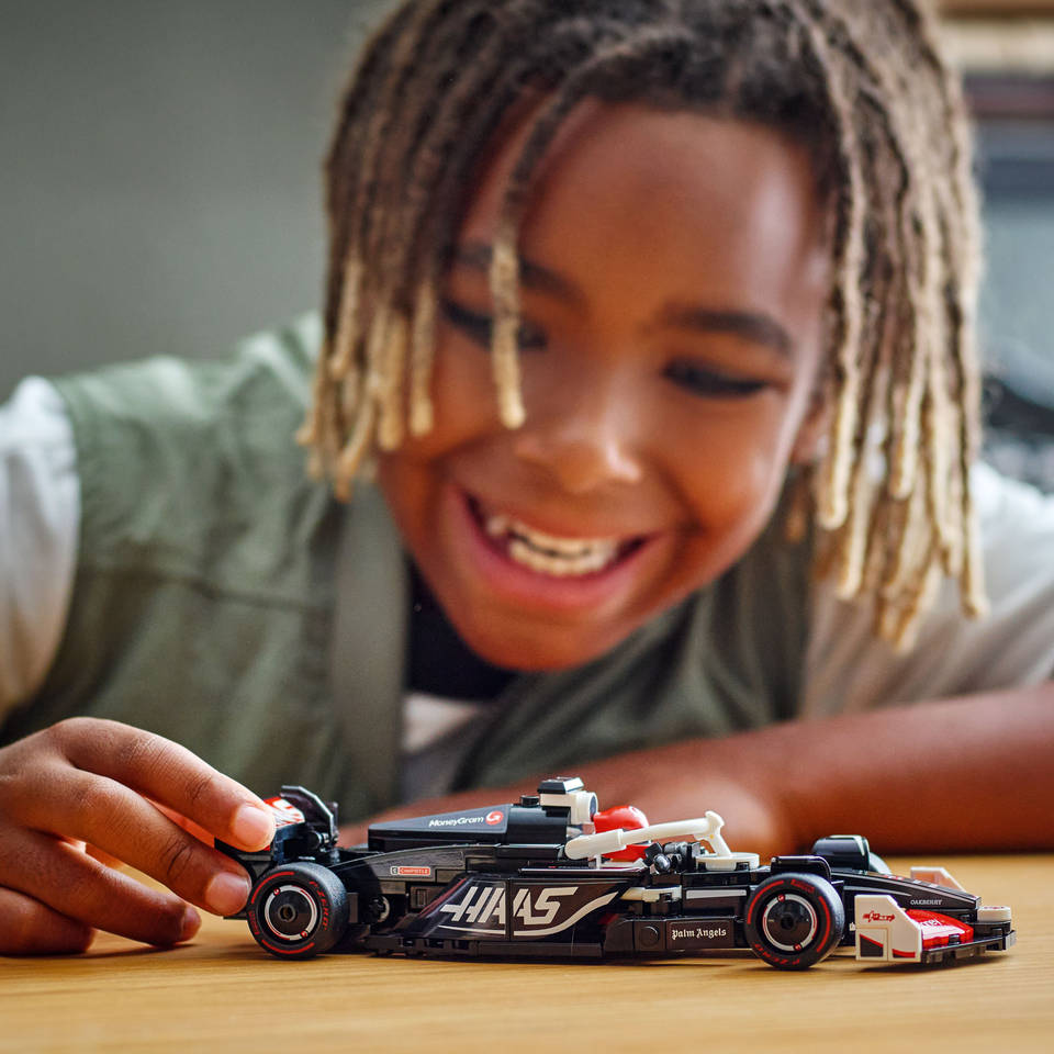 LEGO Speed Champions MoneyGram Haas F1 Team VF-24 racewagen 77250