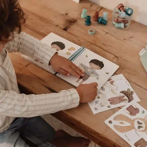 Little Dutch Aankleed en stickerboek Forest Friends