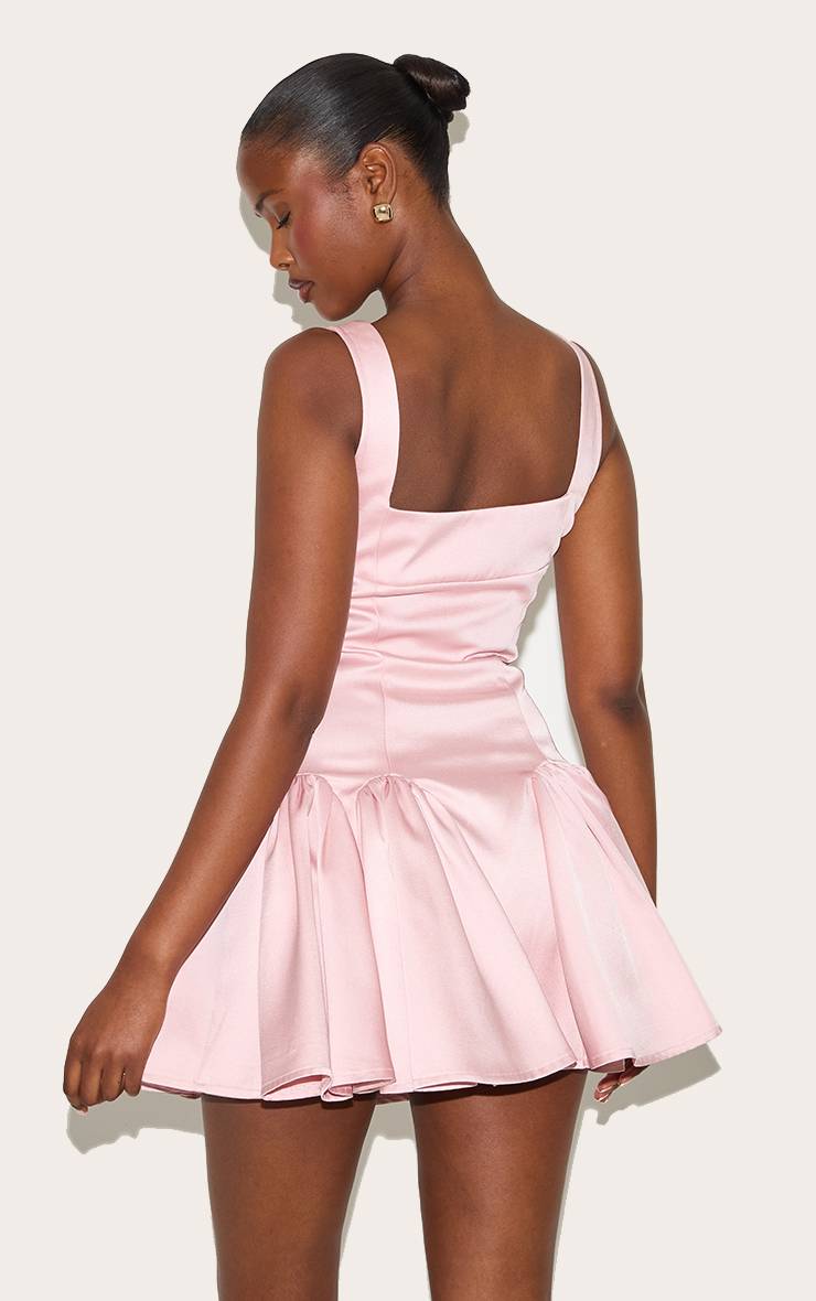 Rose Bébé Robe Droite Plissée À Détail Poitrine