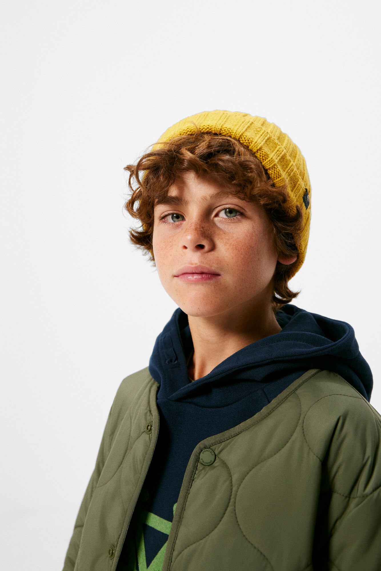 Logotipo básico de gorro para crianças