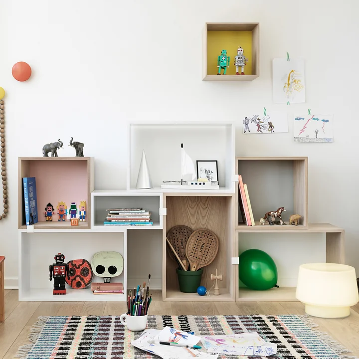 Muuto - Stacked System Regalmodul mit Rückwand, medium / weiss