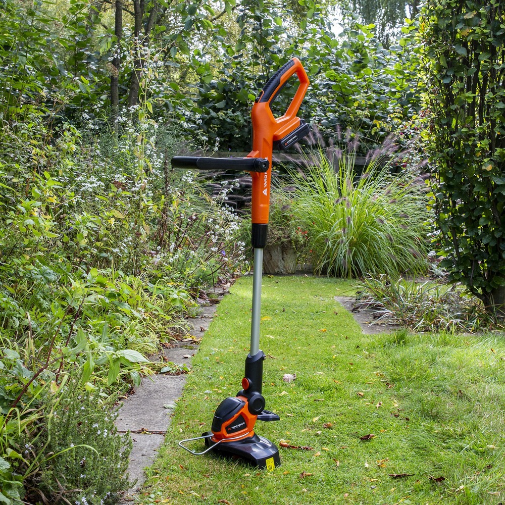 Débroussailleuse sans-fil 20v avec largeur de coupe 30cm - lt c25