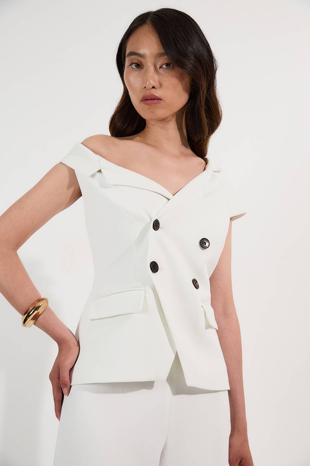 KarenMillen Combinaison tailleur stretch compacte à col asymétrique et jambes larges