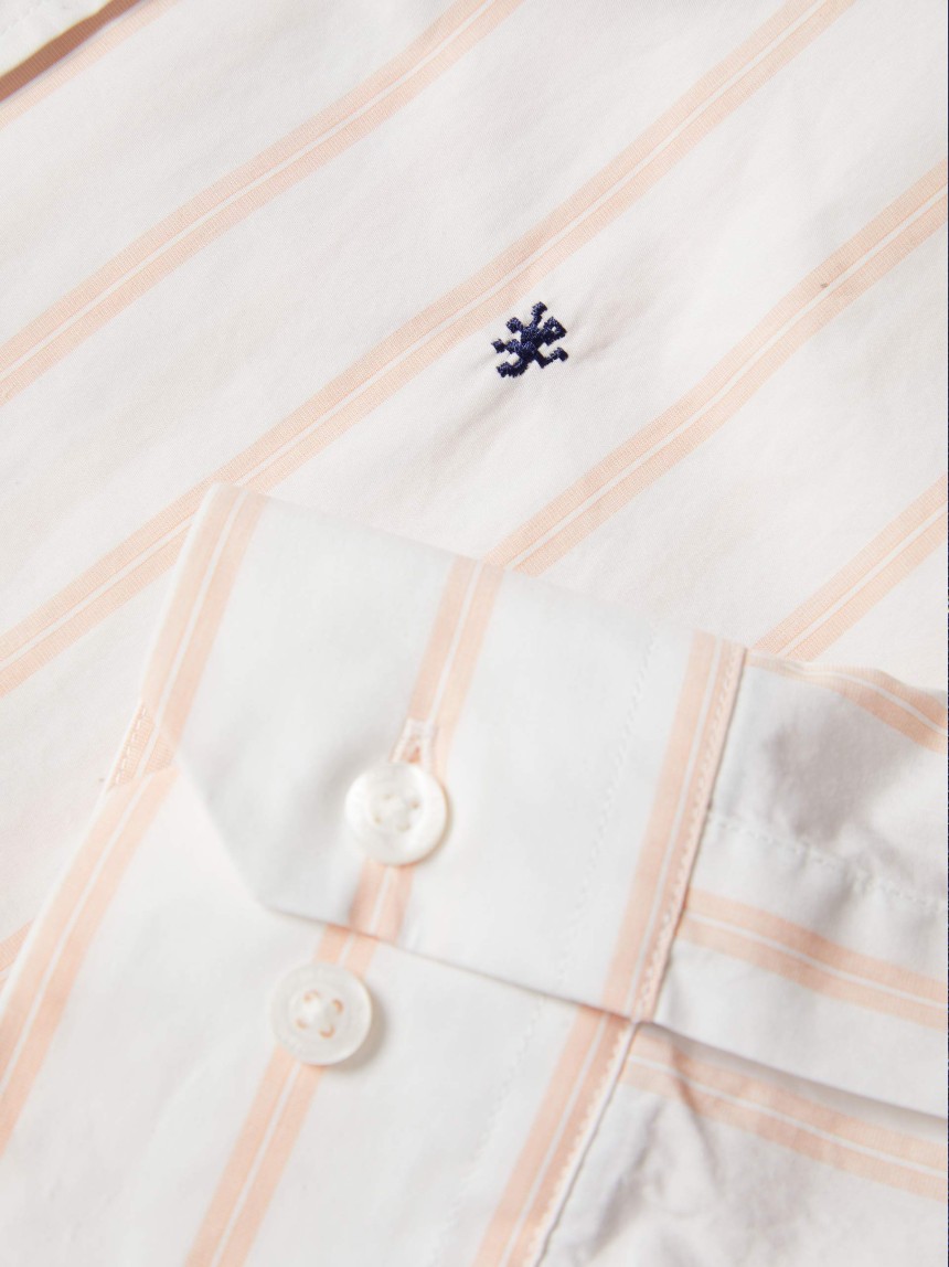 Camisa slim fit em algodão às riscas