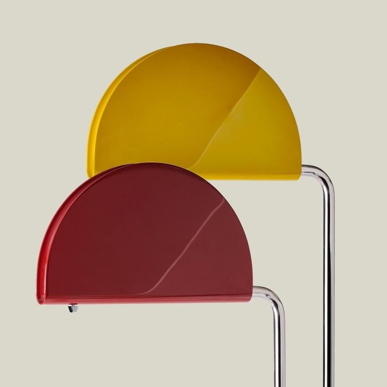 DCW éditions Mezzaluna vloerlamp LED rood