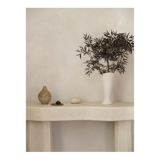 ferm LIVING Fountain Vase, Råhvid