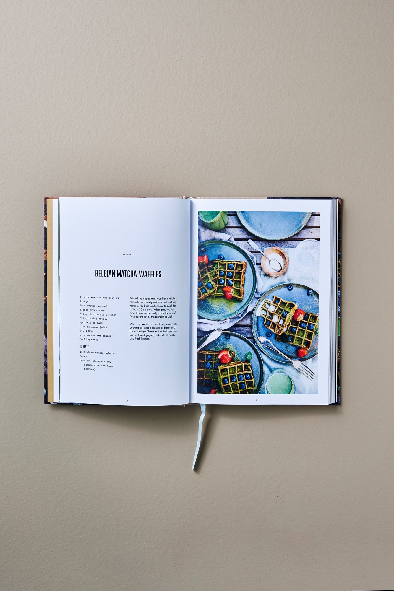 Menu - Recipes for Shared Moments | Hardcover. Engelsk. 17,5 x 1,5 x 24,5 cm. | Light Brown | New Mags