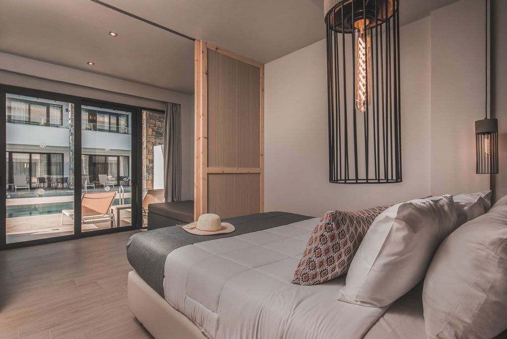 Cavo Suites Logies en ontbijt