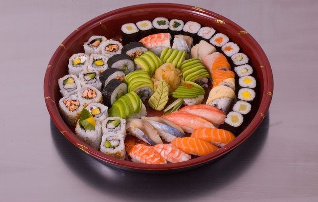 Sushi Kochkurs bei Düsseldorf als leckere Geschenkidee