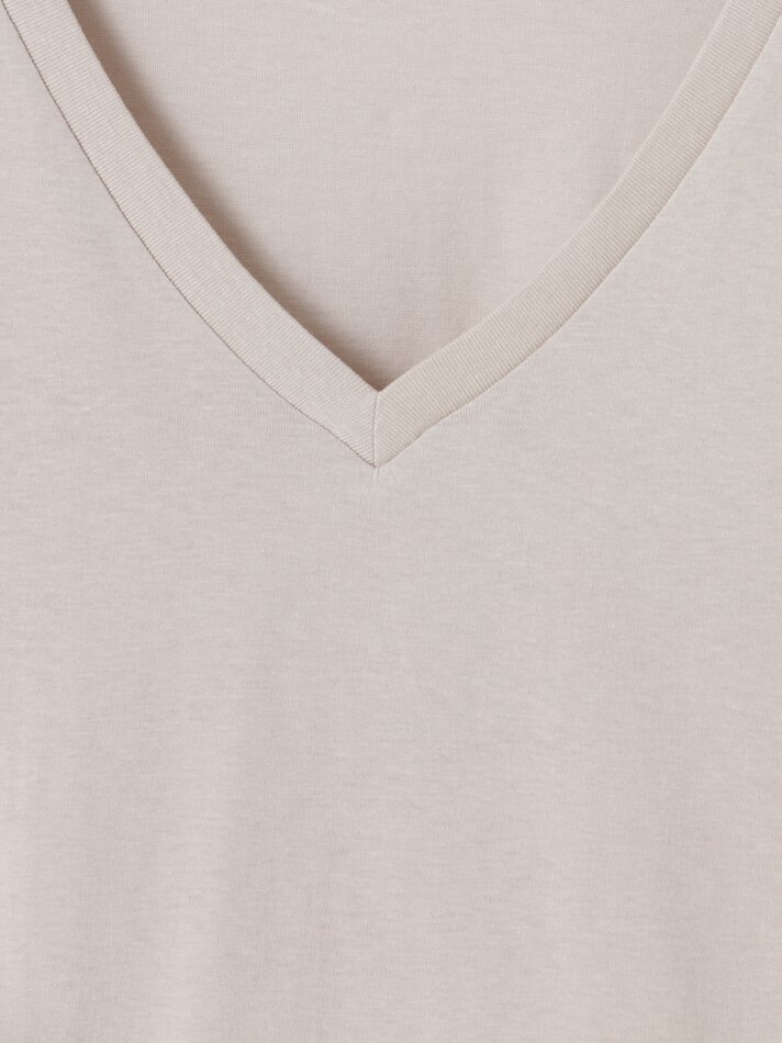 Pacote com 2 camisetas básicas com decote em V - Bege