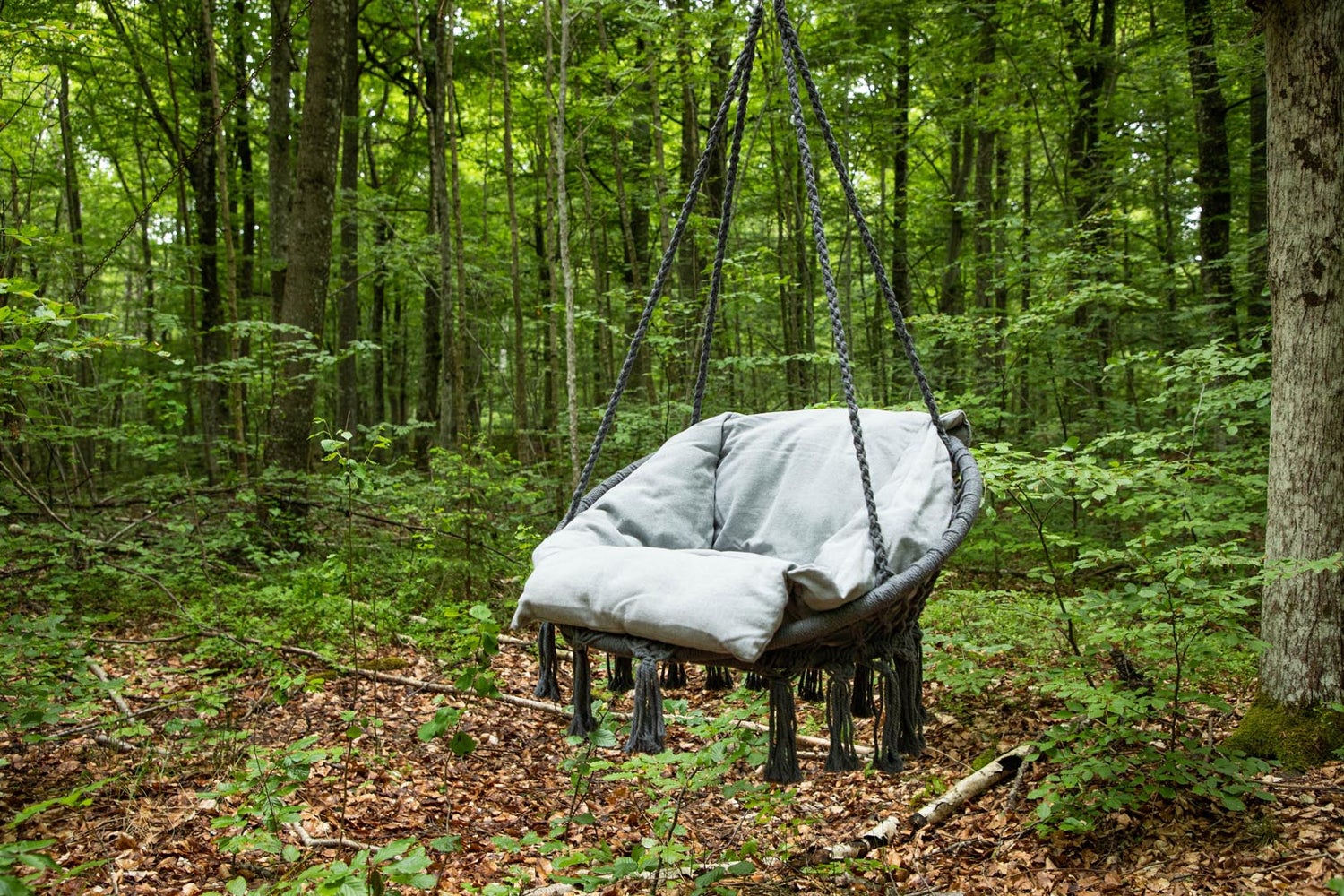 Hamtic hangende tuinstoel inclusief kussen, grijs. 80 x 35 x 90 cm