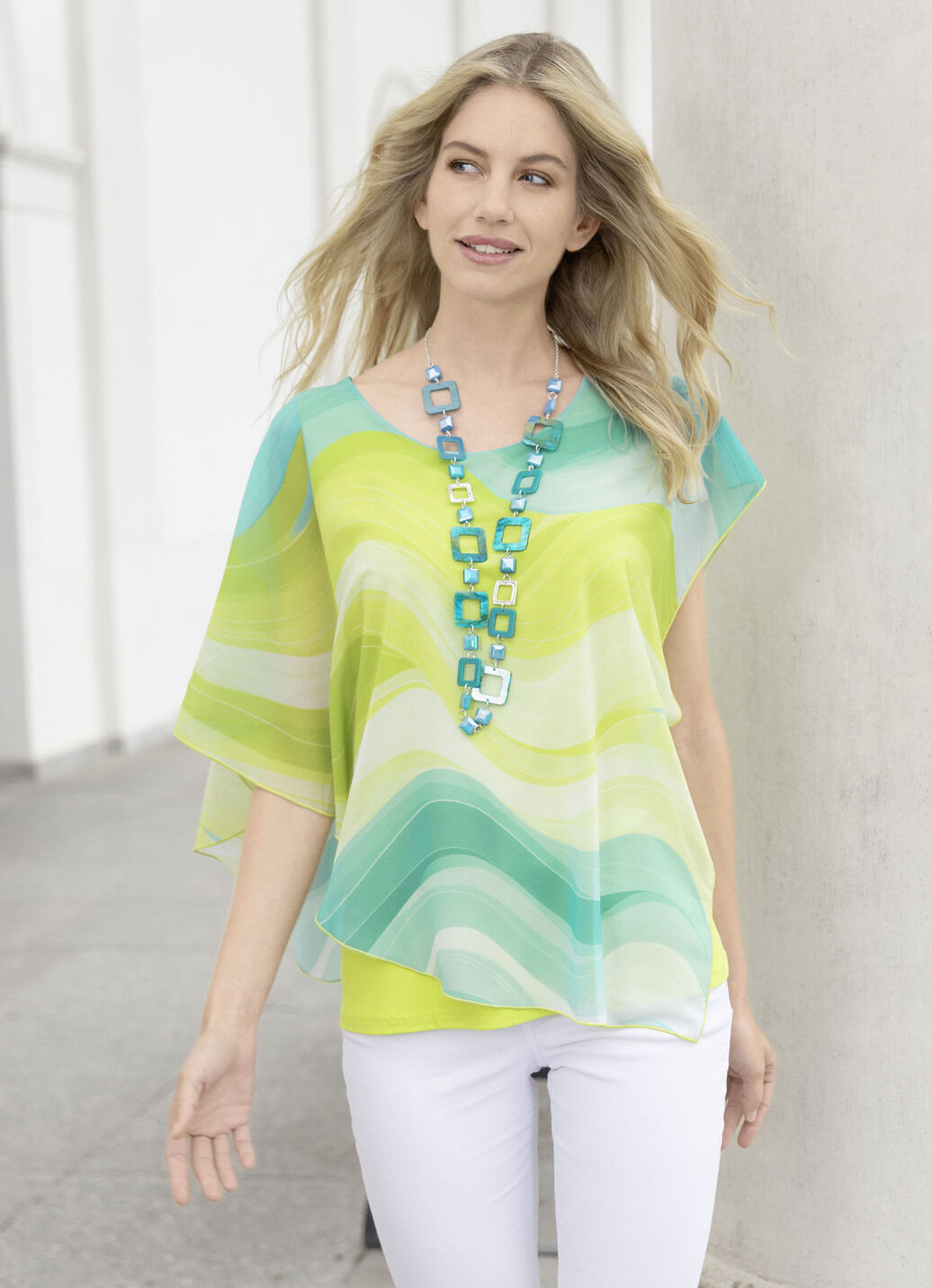 Poncho-Tunika aus Chiffon