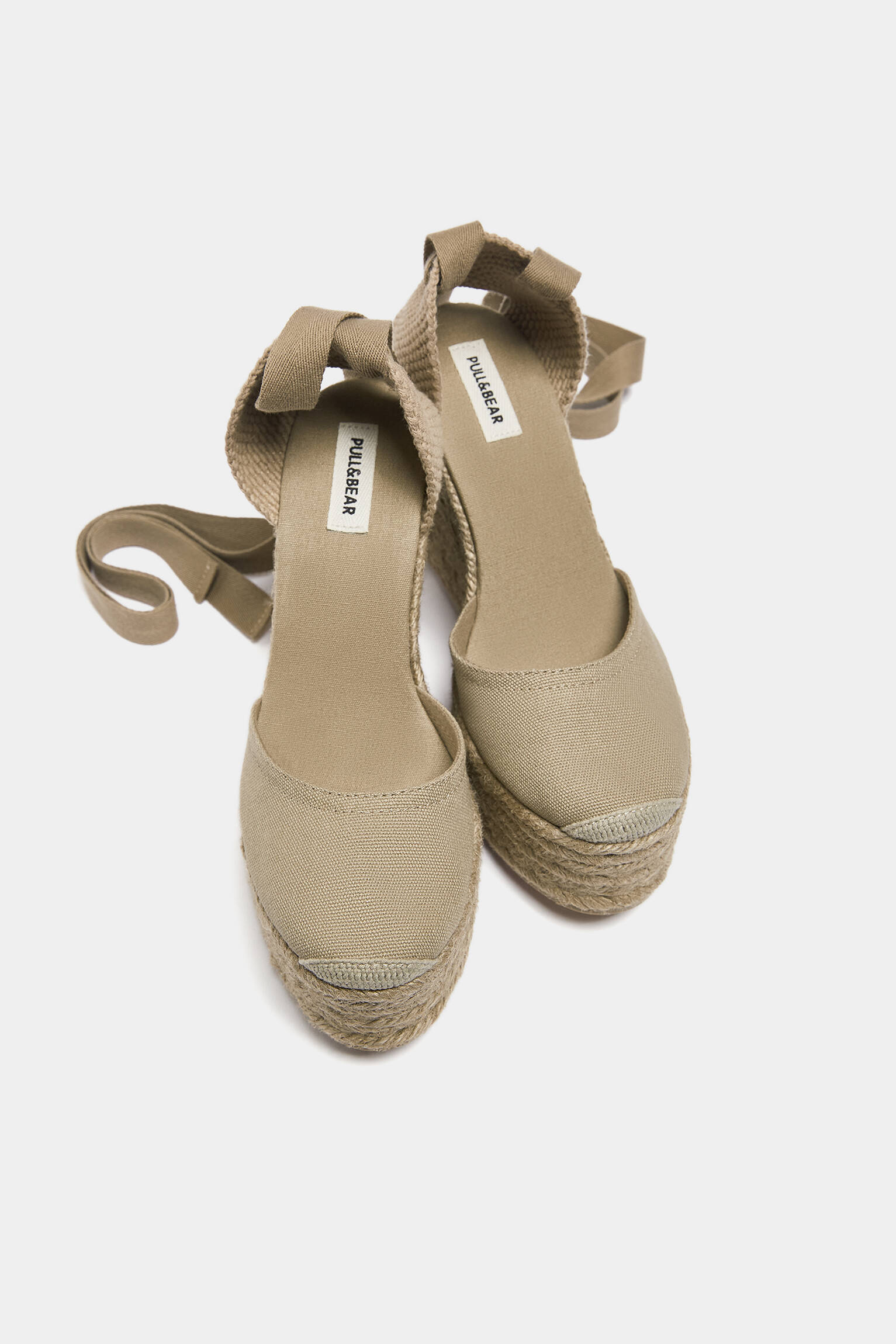 ESPADRILHÉ COM PLATAFORMA SALTO - TAUPA