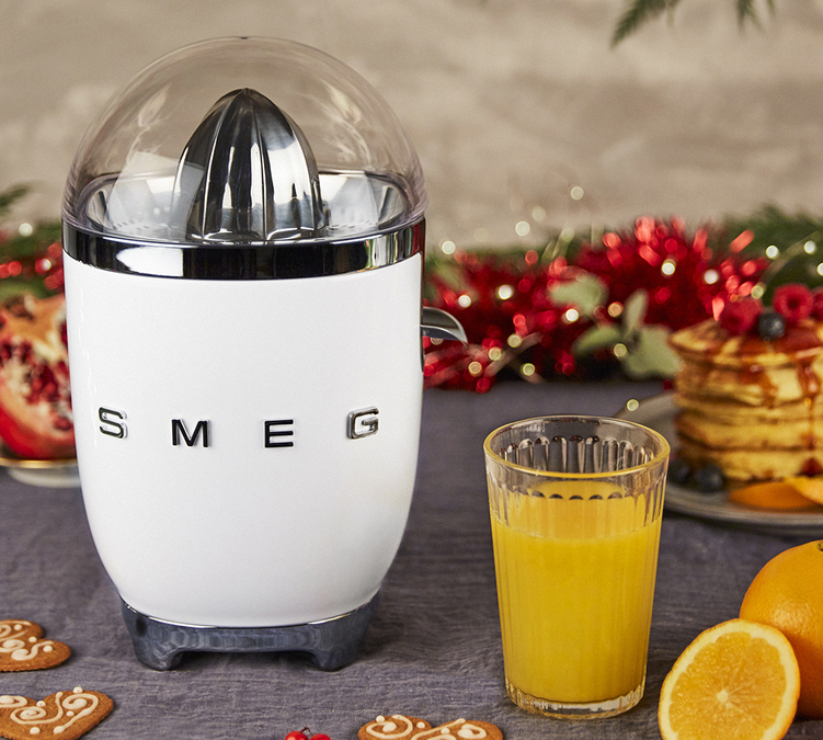 Presse agrumes CJF01WHEU blanc SMEG