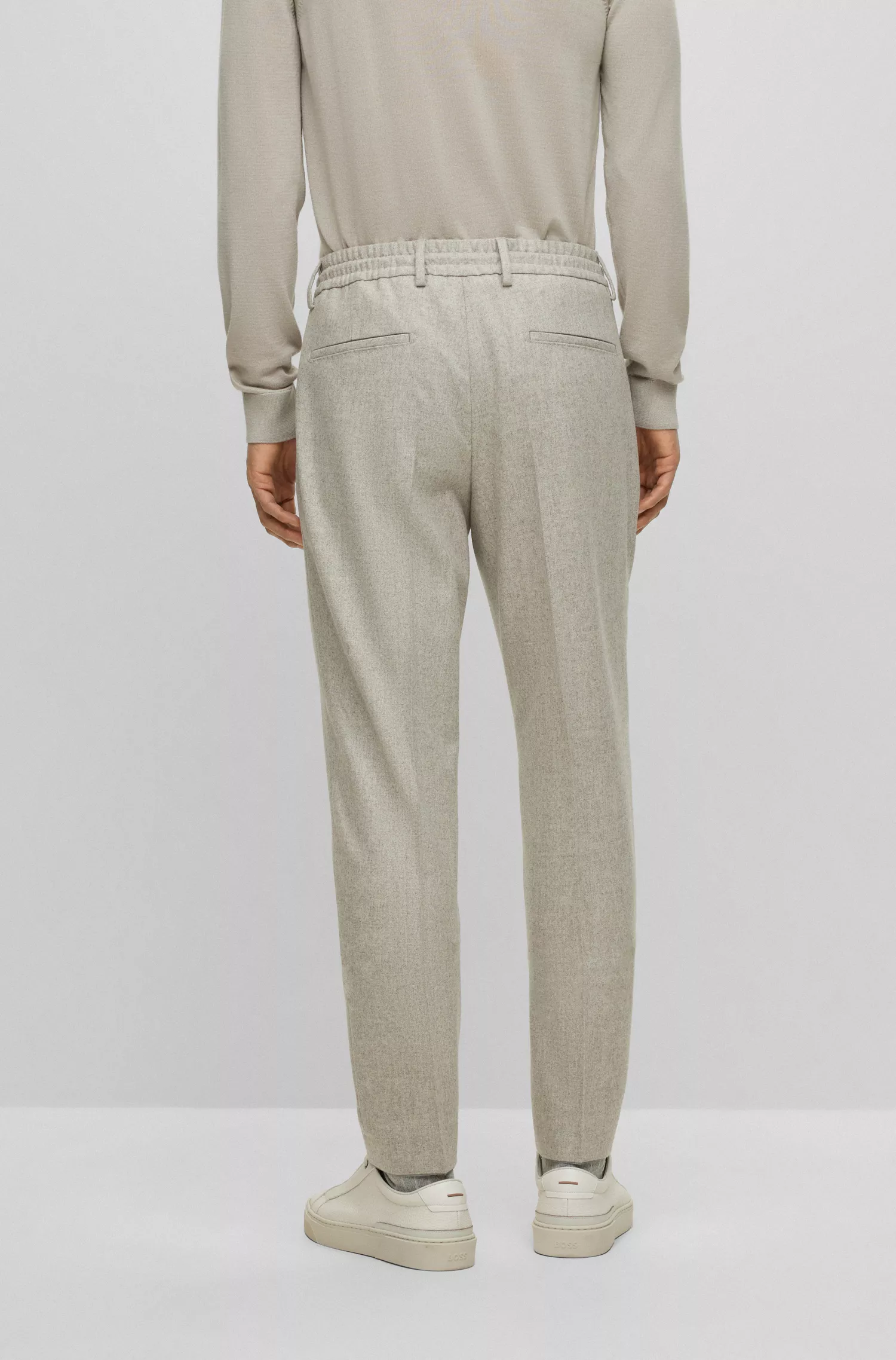 Calça BOSS Camel de corte slim em lã com microestampa e detalhes em cashmere.