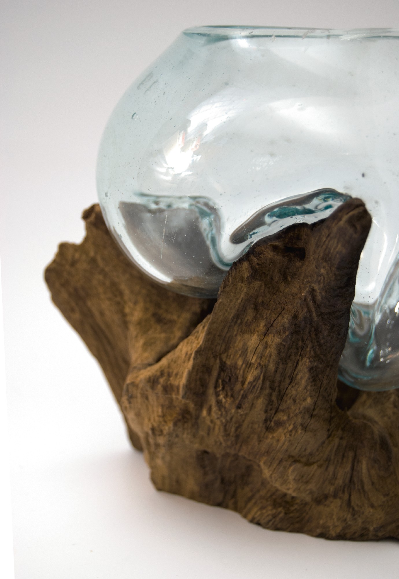 Glasvase aus Wurzelholz, B ca. 20 cm, H ca. 20 cm, T ca. 20 cm von fischer's lagerhaus