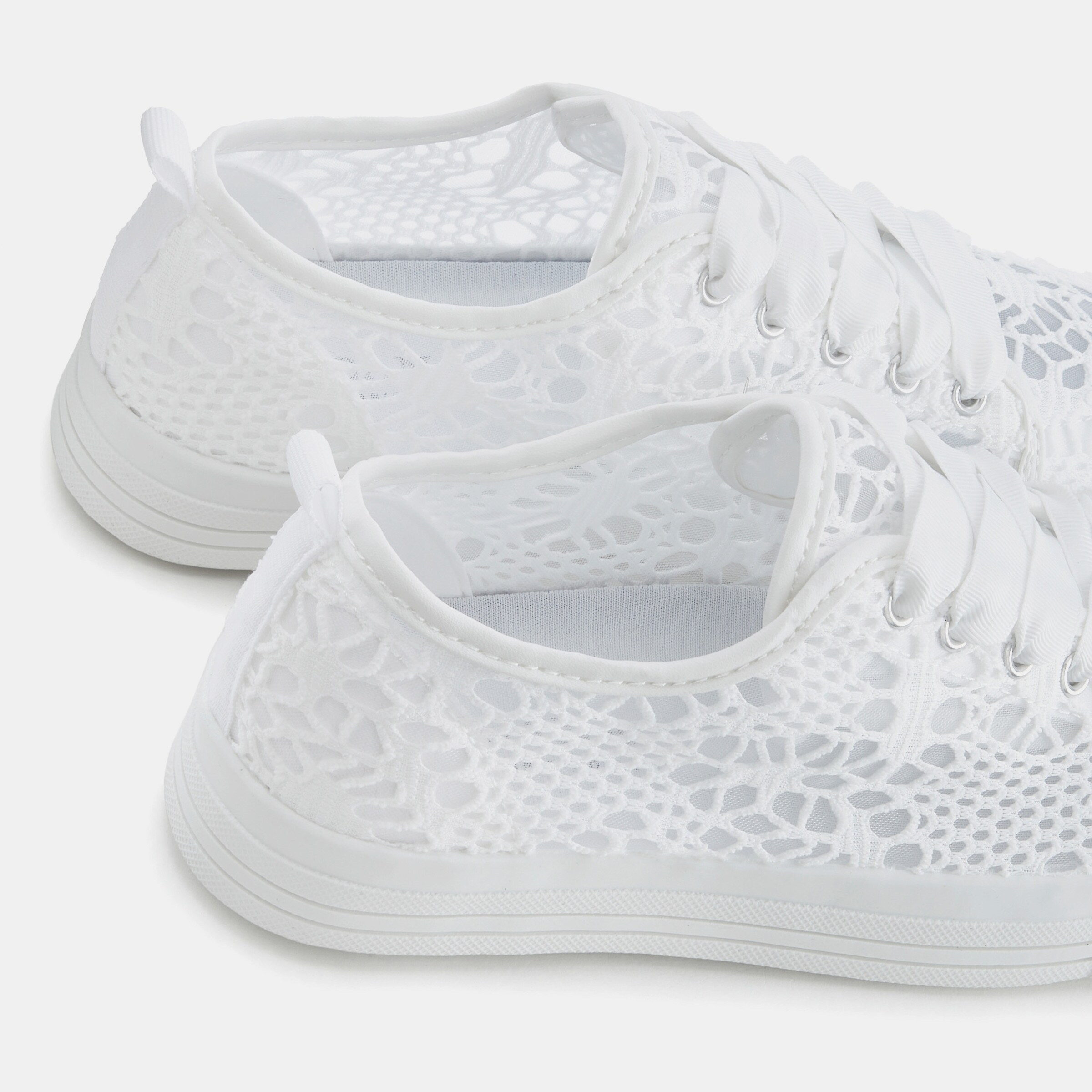 Sneaker