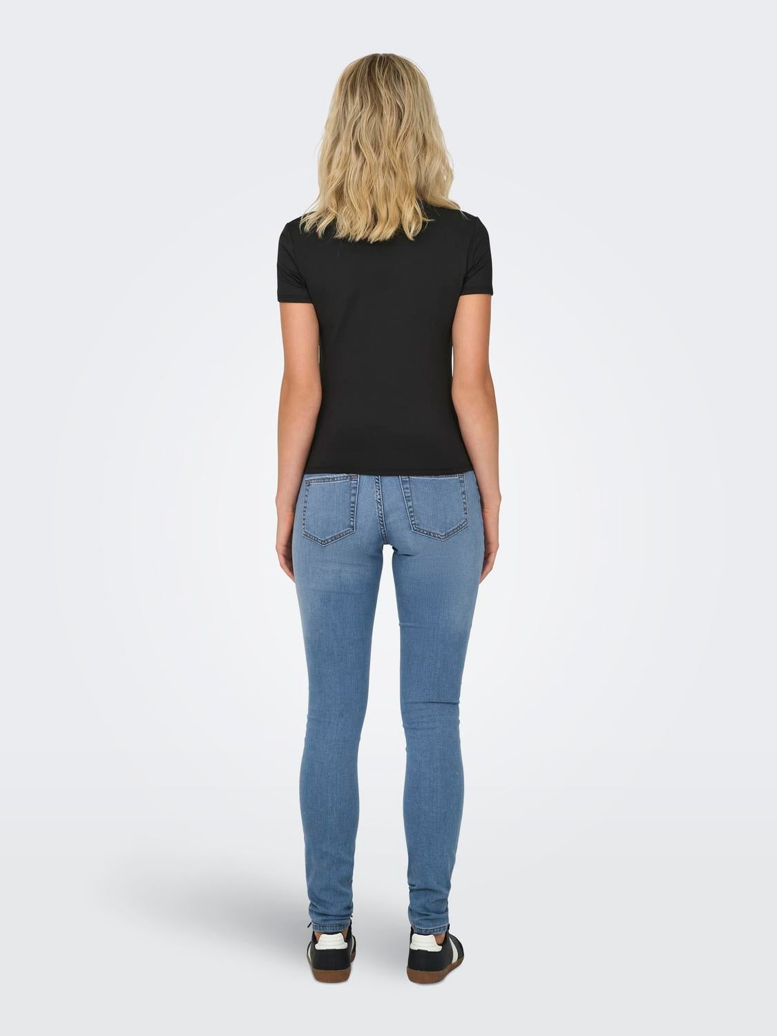 ONLEA T-shirt Black