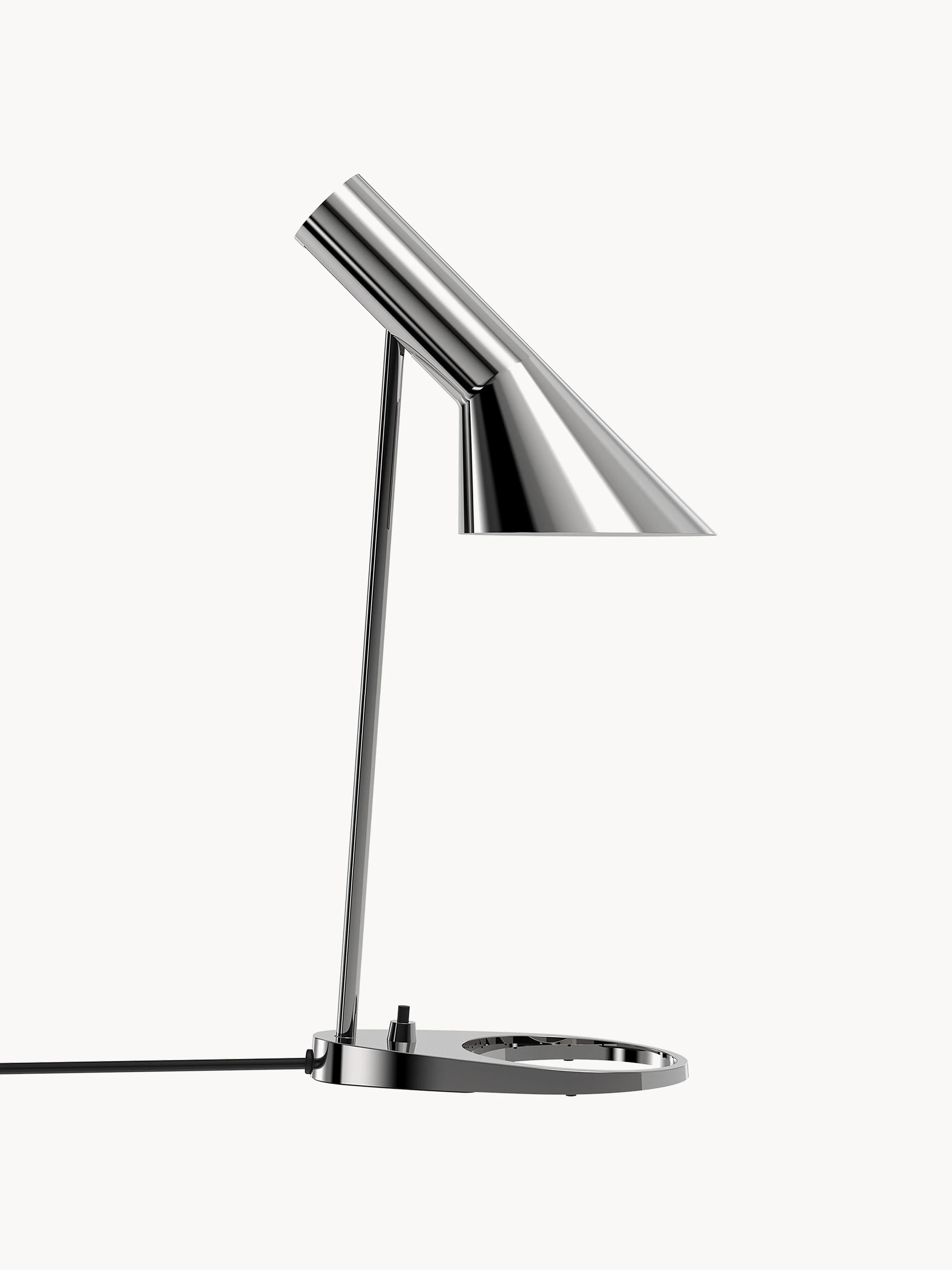 Bureaulamp AJ, in verschillende formaten