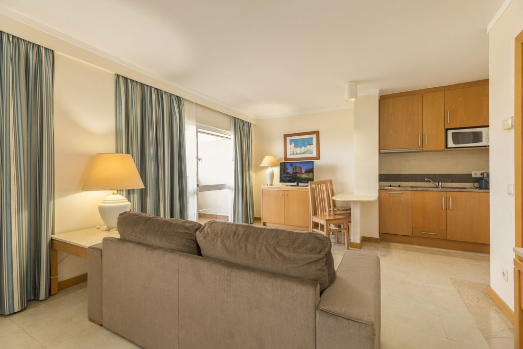 Fly & Go Interpass Vau Hotel & Apartments Logies en ontbijt - Hotel