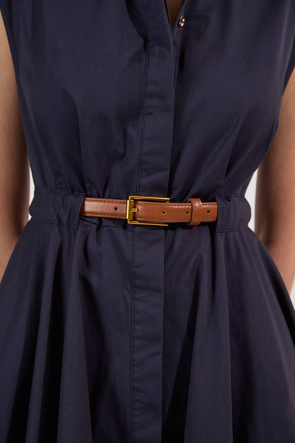 KarenMillen Robe mi-longue ajustée en coton ceinturée à col
