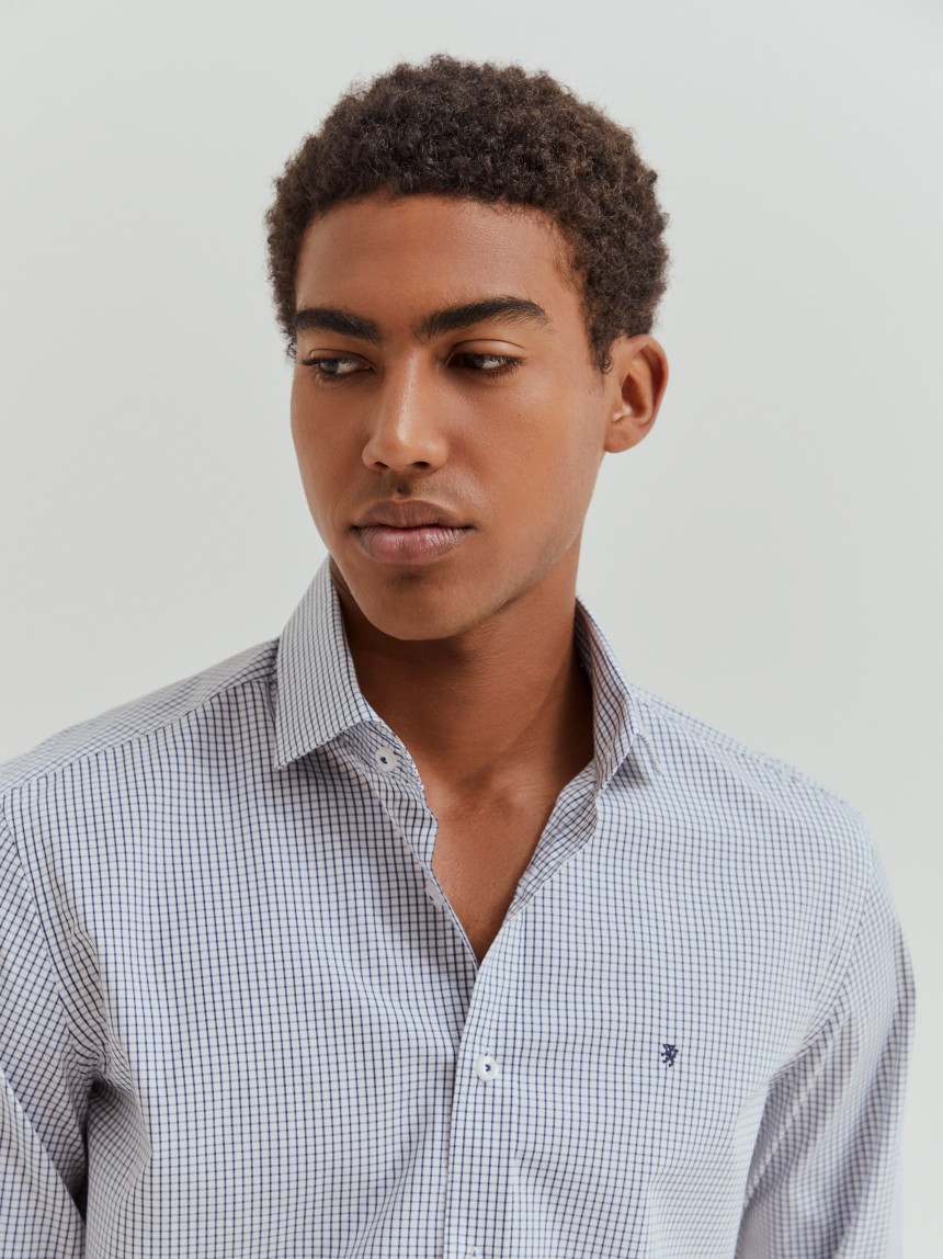 Camisa slim fit quadrados