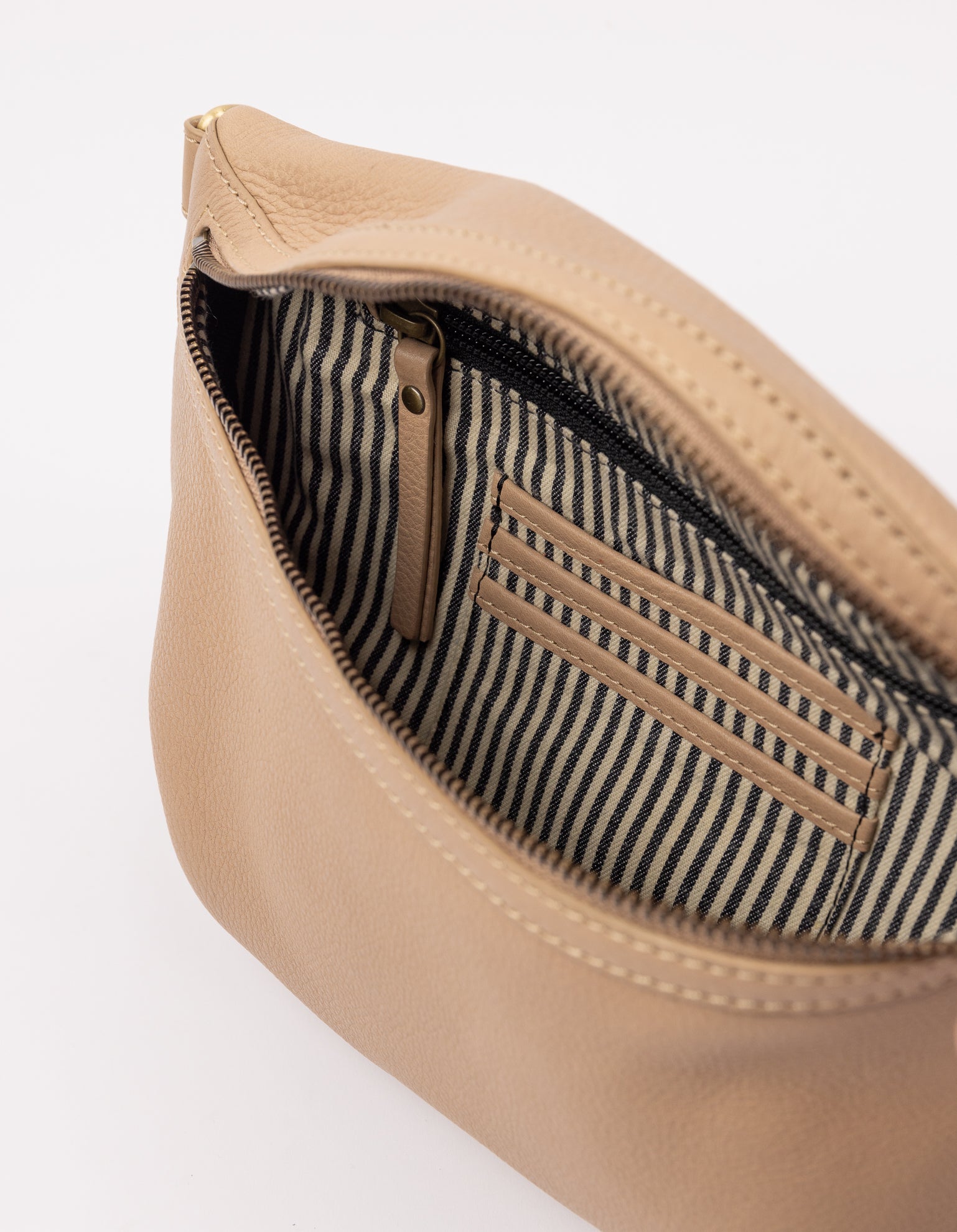 Milo - Sand Soft Grain Leather