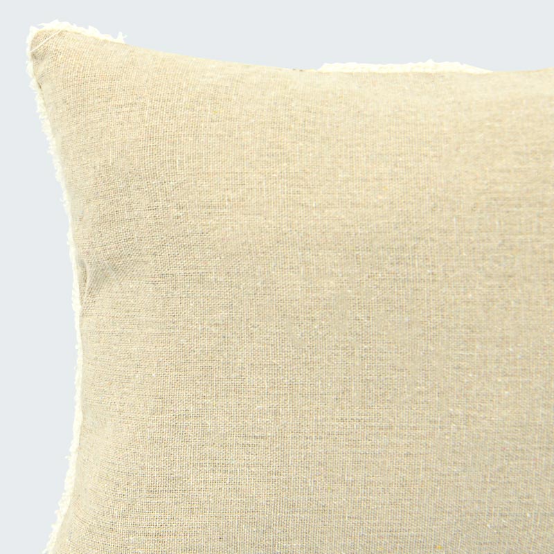 Coussin 'Taïssya' à bandes bouclettes beige