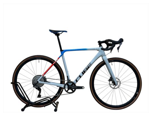 Produit reconditionné . Cube Cross Race C62 Shimano GRX 2022 . Cyclo-cross . Cube . très bon état