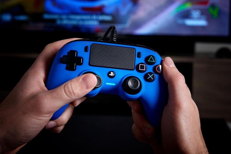 Nacon - Wired Compact Controller - Ergonomisch - Zwart - Voor PlayStation