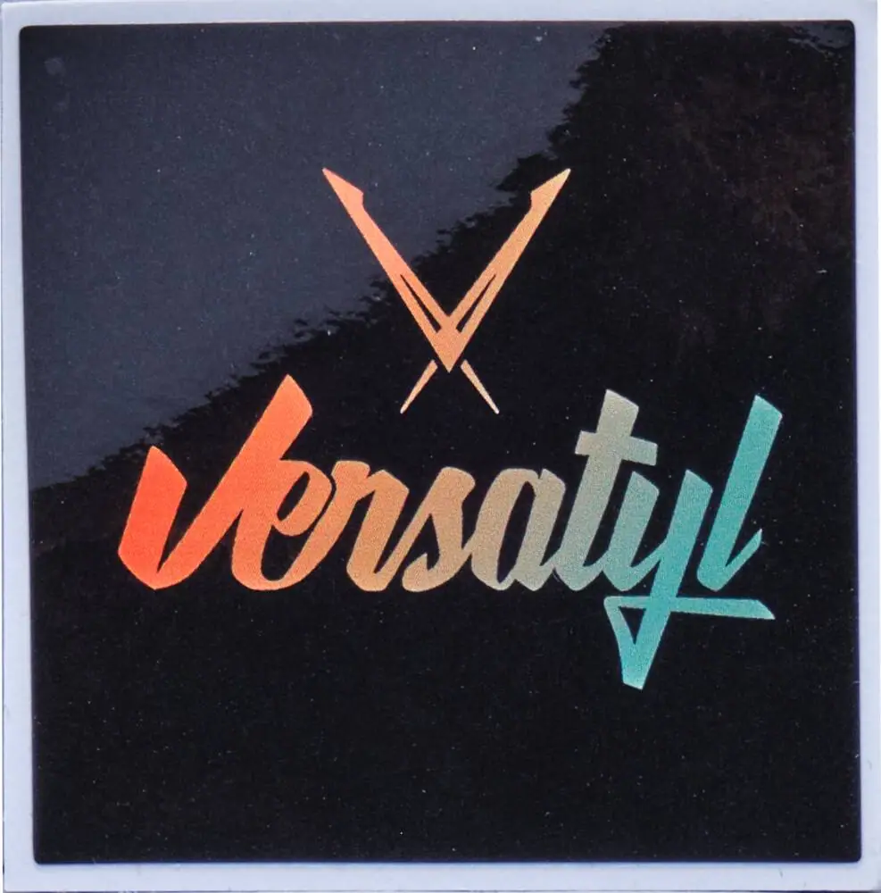 Versatyl Logo Klistermærke Til Løbehjul | SkatePro