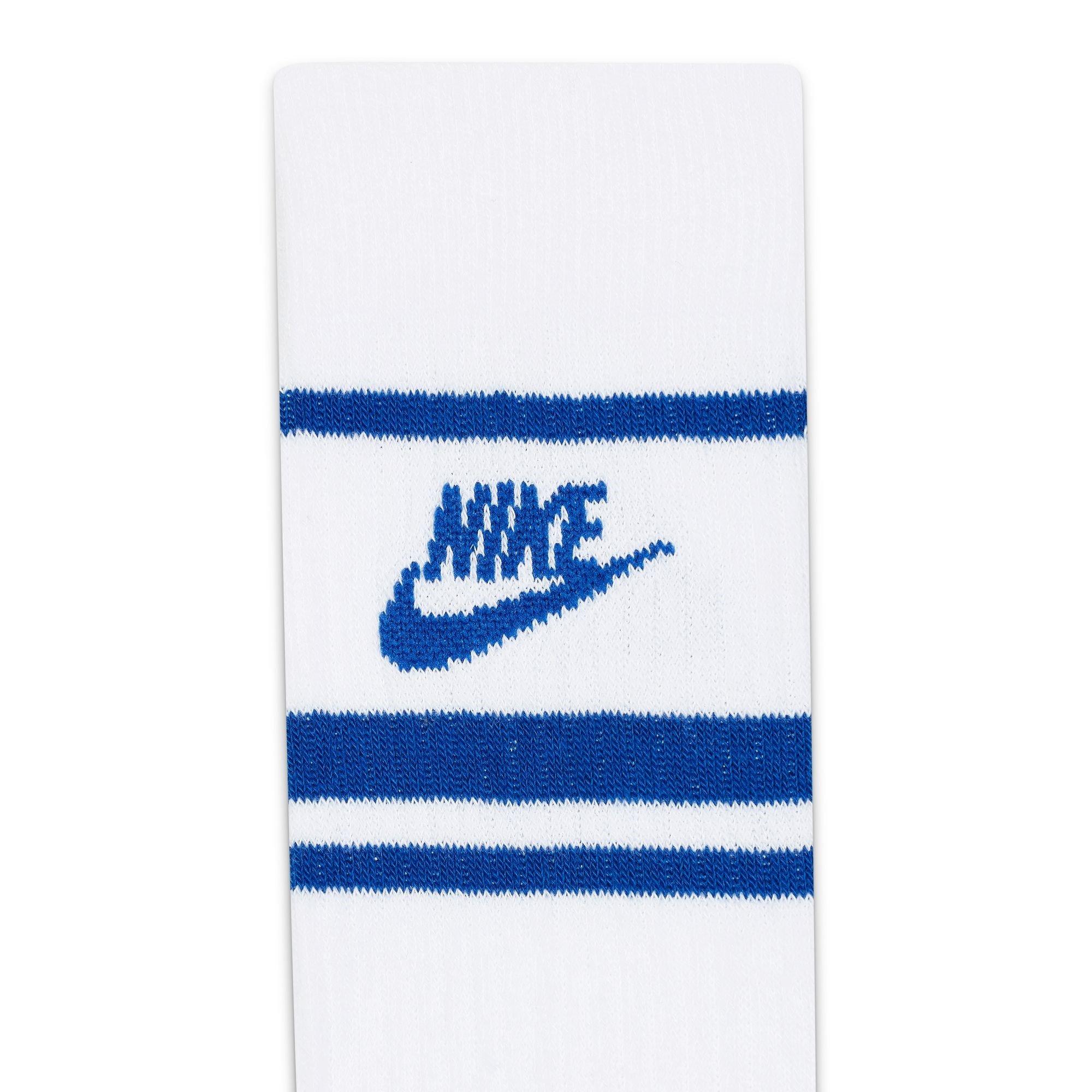 Nike Sportswear Dri FIT Everyday Essential Crew Socks (3 Pairs)