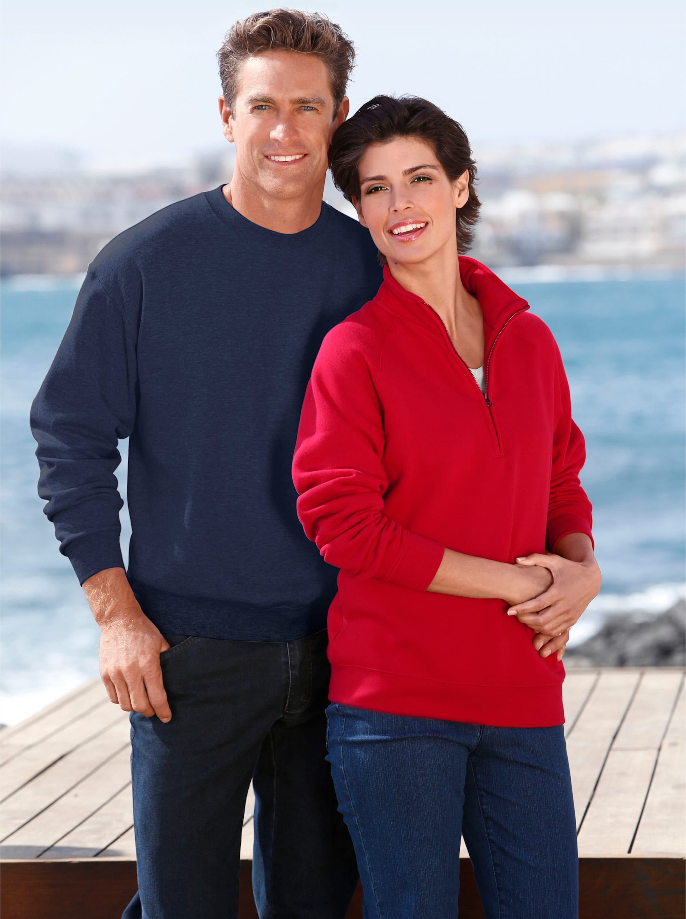 Fruit of the Loom Sweatshirt in dunkelblau