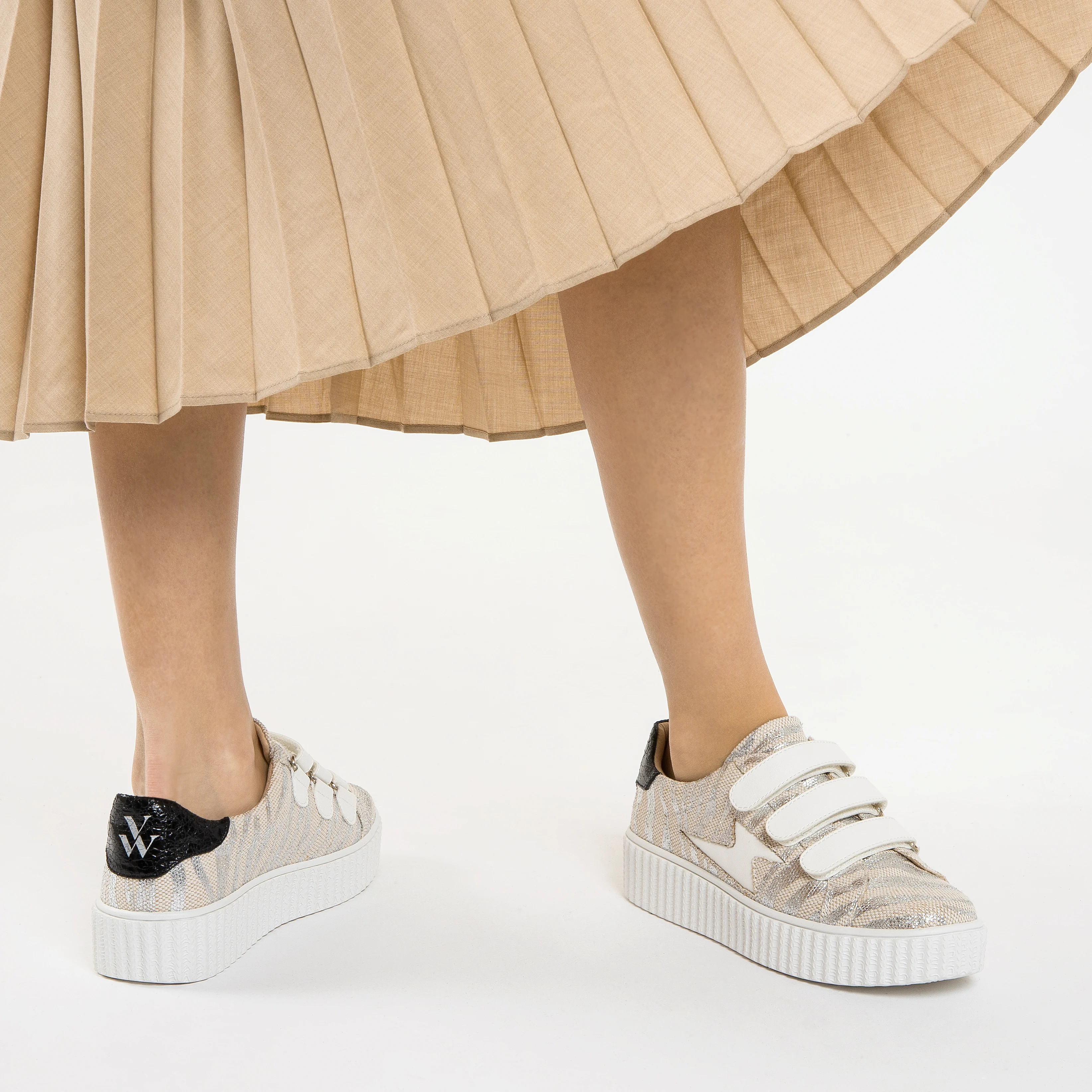 Sneakers-Baskets éclair Lindsey effet toile de jute beige et argent