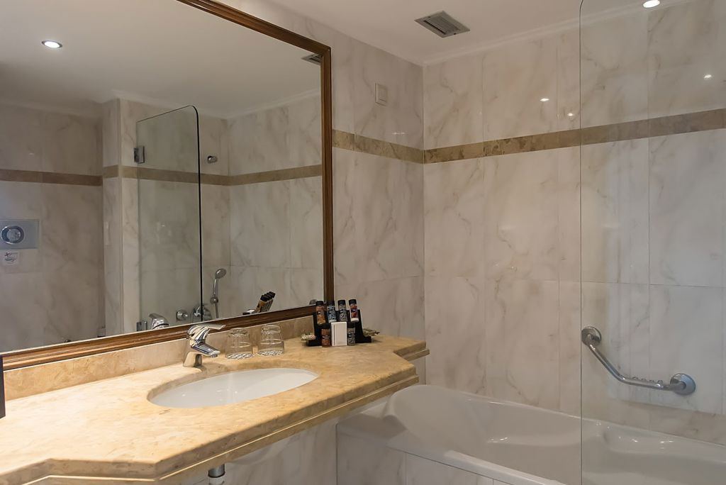 Fly & Go Corfu Holiday Palace Halfpension - Hotel