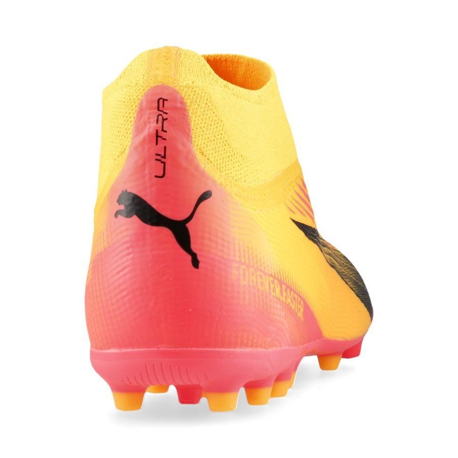 PUMA Ultra Pro MG Forever Faster - Sun Stream/Noir/Crépuscule