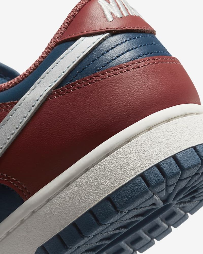 Chaussures Nike Dunk Low Rouge & Bleu pour femme