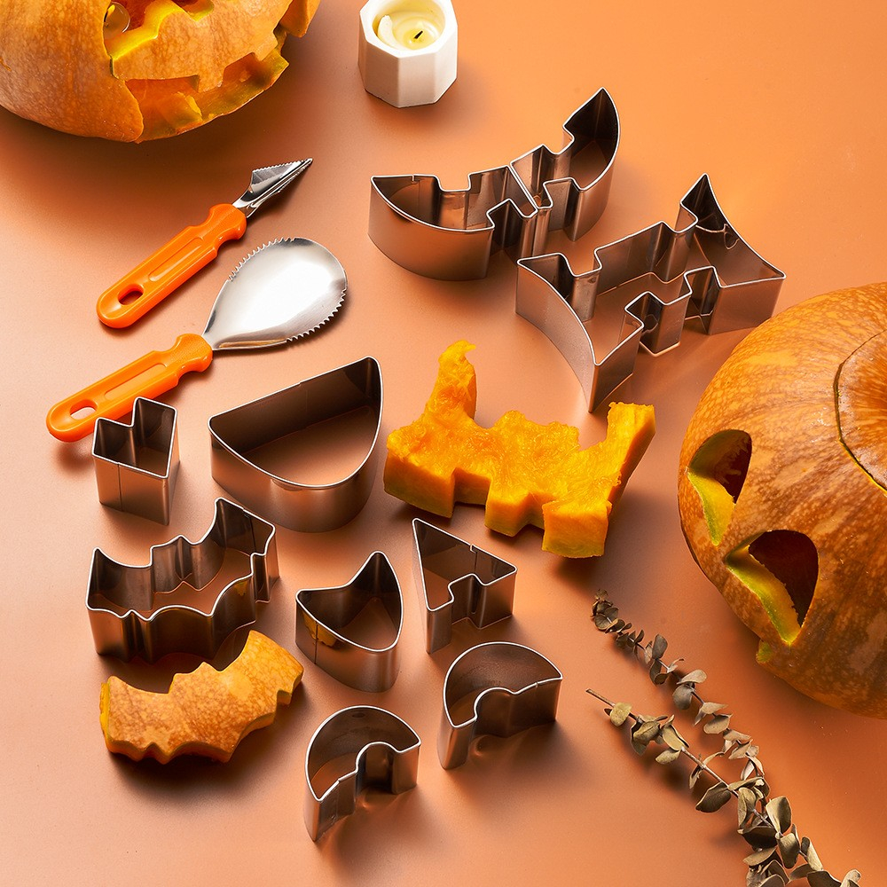 (12-tlg. Set) Edelstahl Halloween DIY Deko Kürbis Schnitz Werkzeug Pumpkin Aushöhlen inkl. Ausstechformen - Silber