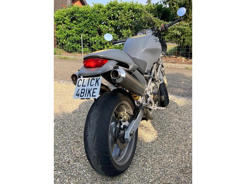 21CARS Kennzeichenhalter Klick Motorrad, Schwarz Klick-Kennzeichenhalter für Wechselschilder