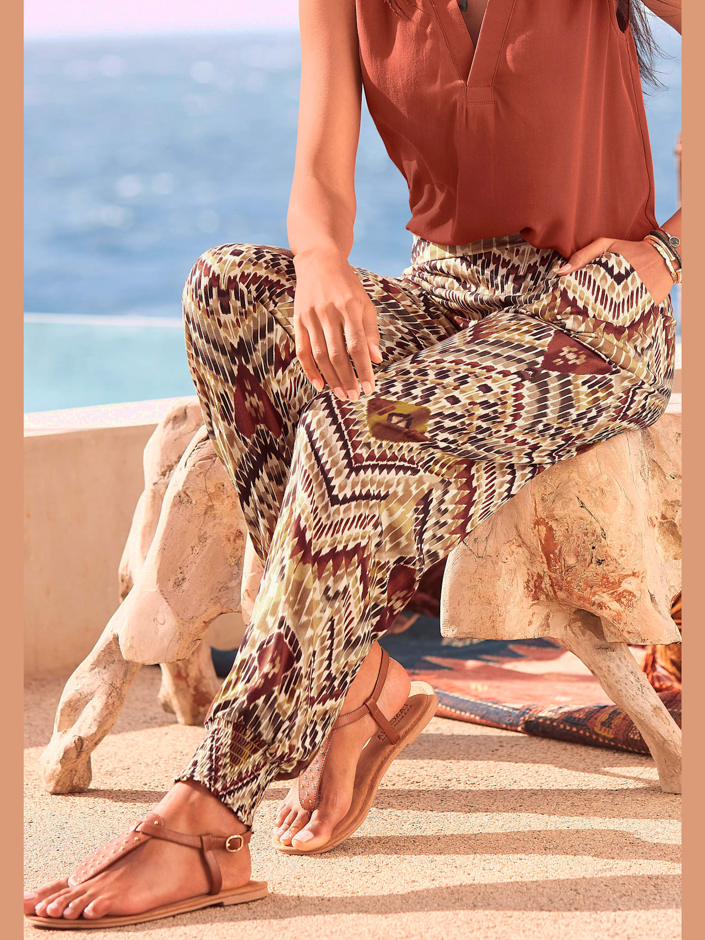 Pantalon en jersey pantalon d'été léger avec imprimé ethnique