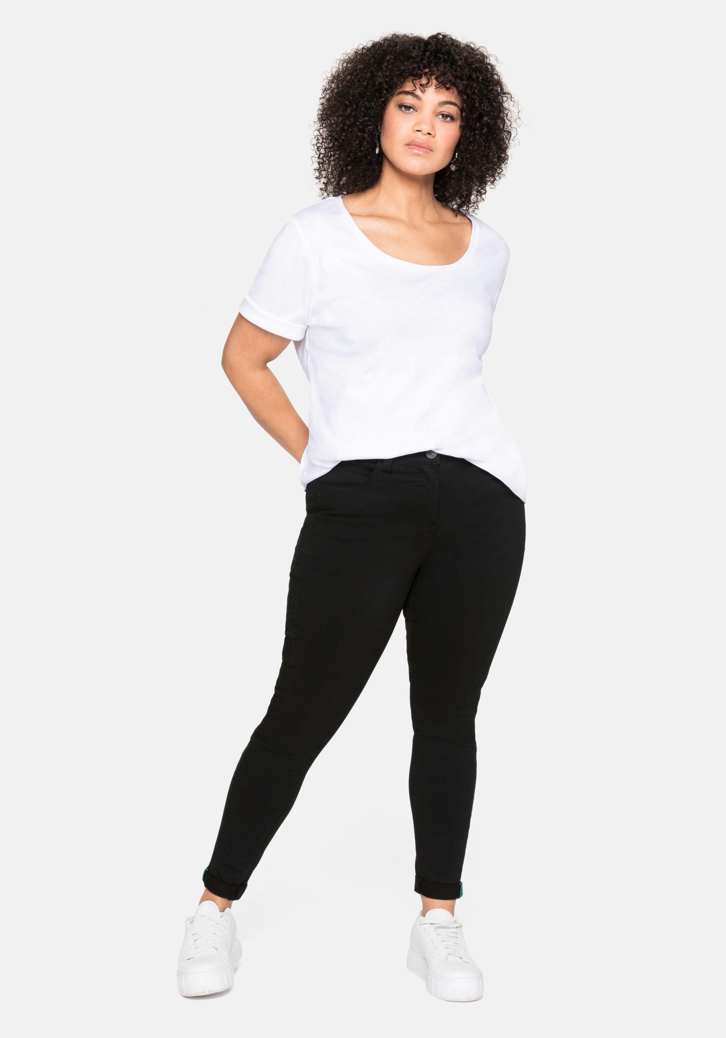 T-Shirt mit tiefem Ausschnitt und längerem Ärmel